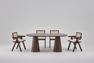 Table iconic