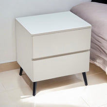 Chevet Lydia Bois Mat Pied Noir